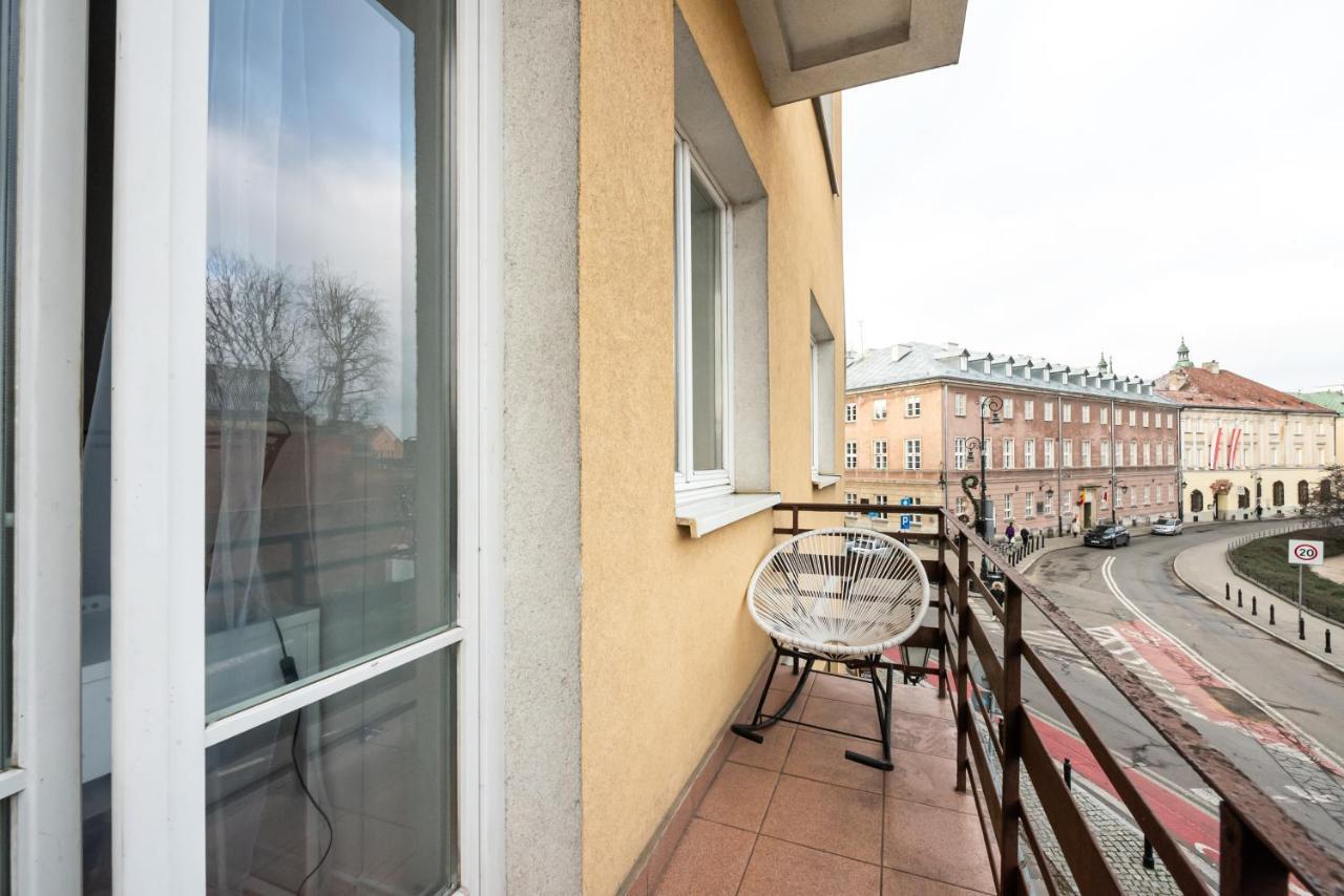 Old Town 5-bedroom Apartment